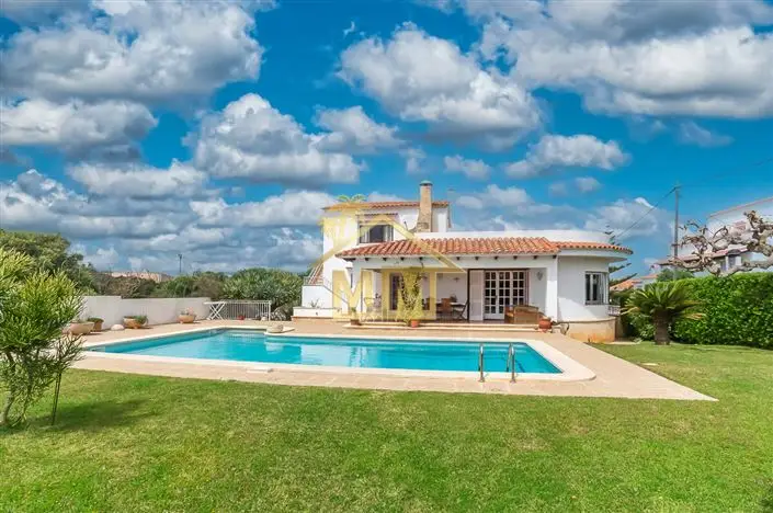 Villa de 5 Dormitorios en Venta Son Vilar