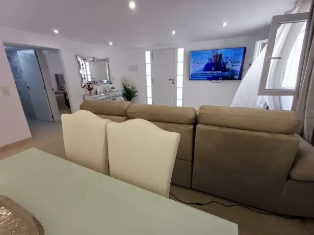 Piso de 3 Dormitorios en venta Oliva, España