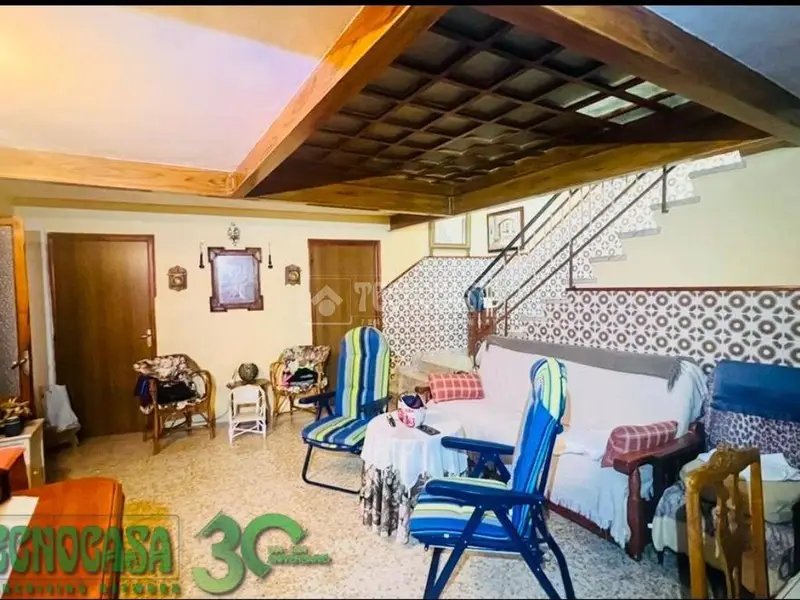 Casa en Herencia 6 Dormitorios 2 Baños 226m2