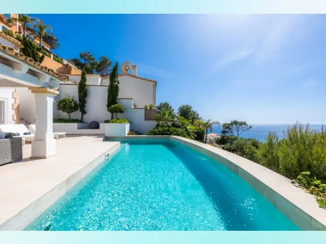 Alquiler Piso 3 Dormitorios Mallorca: Vistas al Mar y Piscina Privada