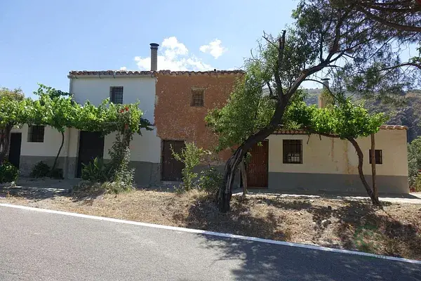 Cortijo en venta cerca de Orgiva