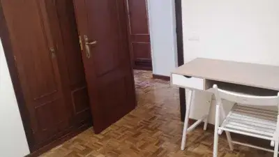 Piso en Alquiler Calle Lopez del Vallado 2 habitaciones