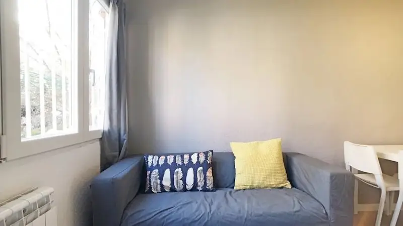 Apartamento en Alquiler Madrid 3 Dormitorios 1 Ba
tilde;o