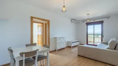 Piso en Venta en Urbanizaci
C3B3n Privada con Piscina en Atarfe
