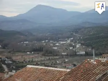 Casa en Castillo de Locubin Jaen Gran Oportunidad de Inversion