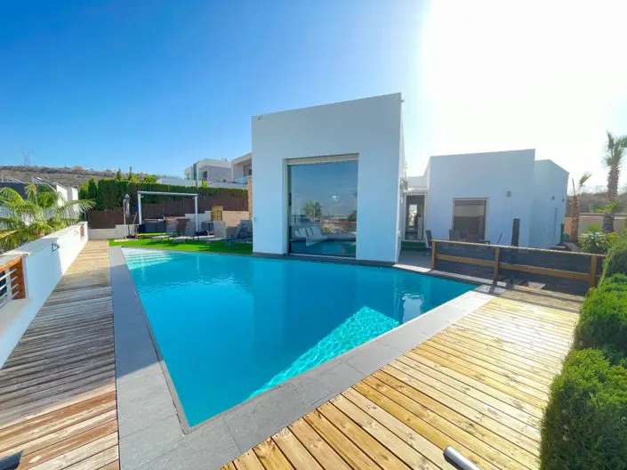 Villa 3 Dormitorios Benijofar Piscina Privada