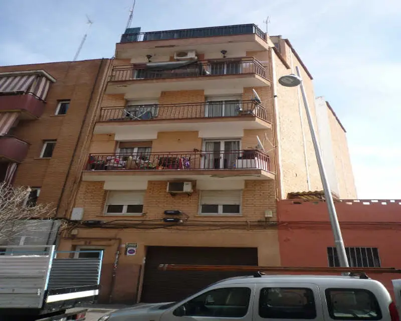 Piso 98m2 4 habitaciones 2 baños Badalona