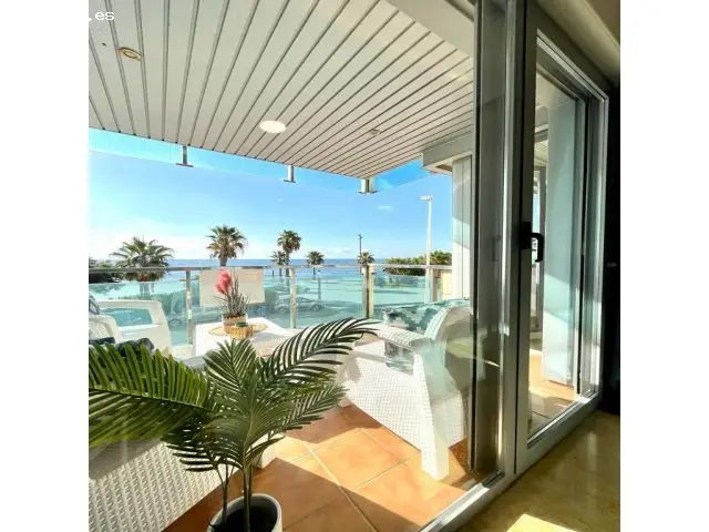 Apartamento Lujo 3 Dormitorios 2 Baños Vistas al Mar Piscina Garaje