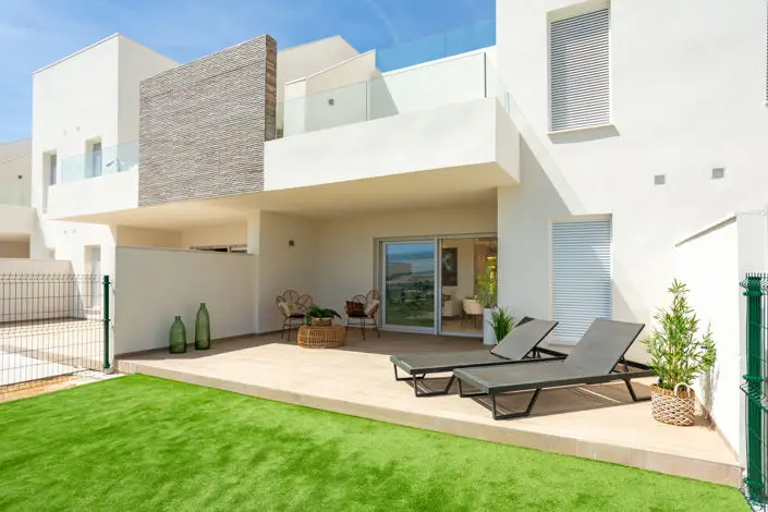 Apartamentos de Lujo en Venta La Finca Golf Resort