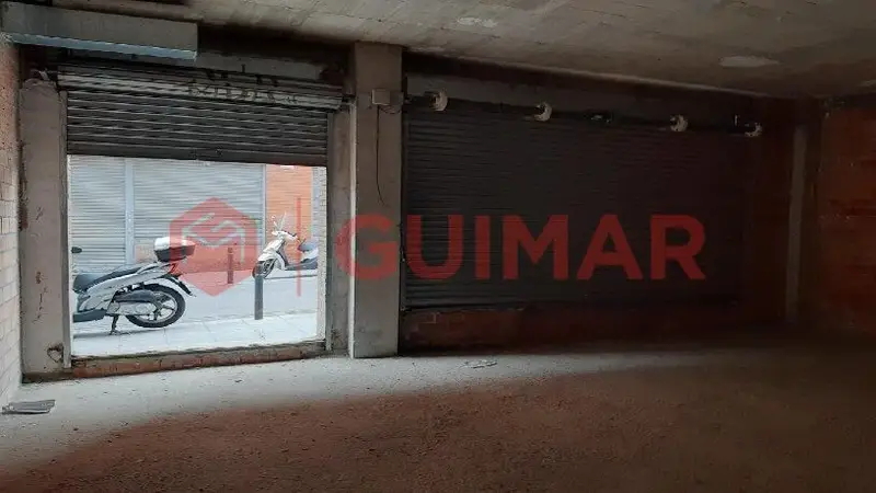 Venta Local Comercial 147m2 El Carmel Barcelona