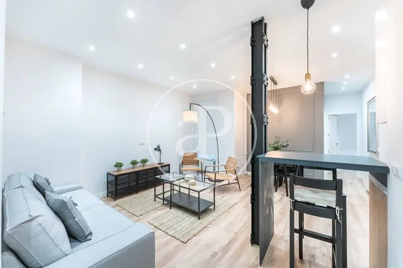 Apartamento en venta Almagro Madrid Vivienda reformada 85m2