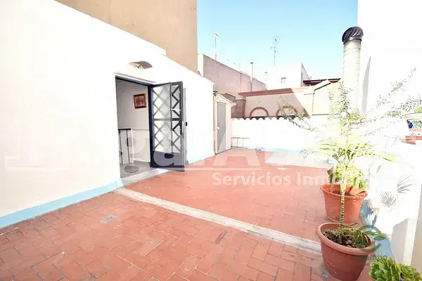 Casa Doble con Garaje y Terraza Enorme en Castellon