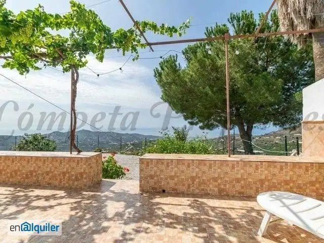Alquiler Casa Rural Torrox con Vistas al Mar y la Sierra