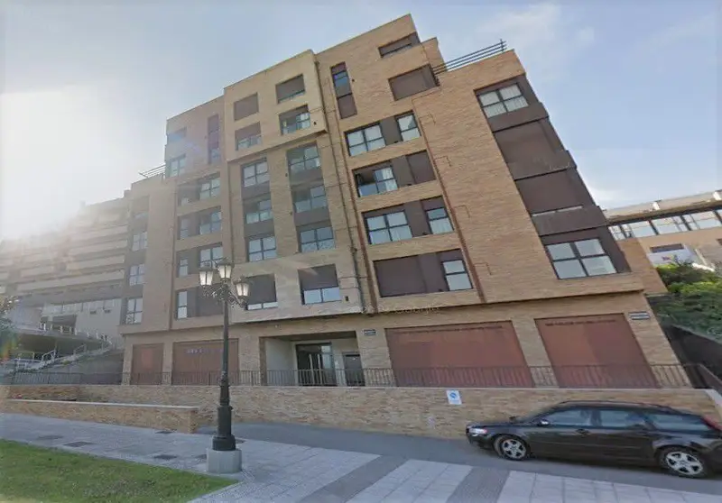Venta Local Comercial Montecerrao Oviedo 100m2