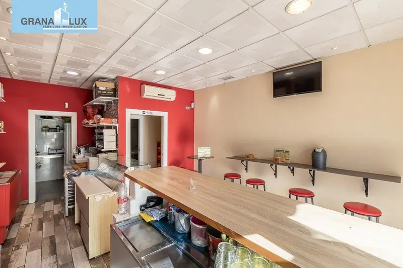 Venta Local Comercial con Terraza en Almanjayar Granada