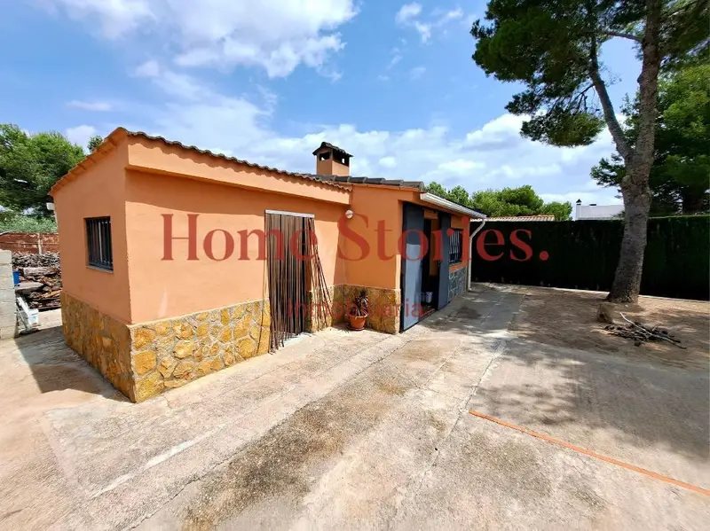 Venta Chalet 4 habitaciones Godelleta Piscina Aljibe Paellero