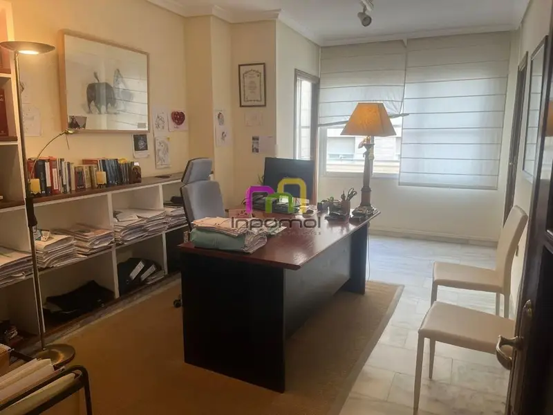 Venta Piso 5 Dormitorios Centro Badajoz Garaje Trastero