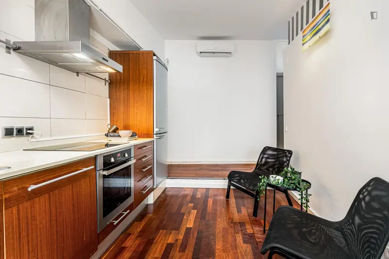Habitacion Doble con Balcon en Piso Compartido Madrid