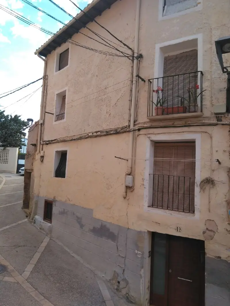Venta Casa con Calefacci
ón en Almehora Tarazona