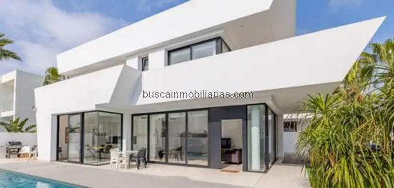 Villa de Lujo en Ciudad Quesada 4 Dormitorios Piscina Privada