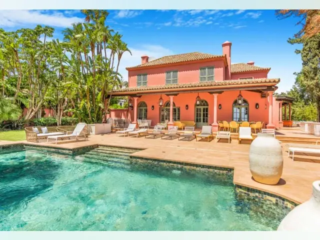 Casa Villa 6 Dormitorios Elviria Marbella