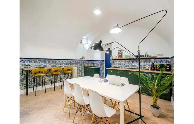 Habitacion 2622m2 Madrid Alquiler Estancia Media Larga