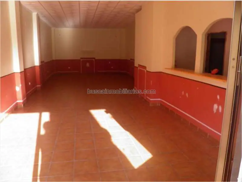 Local Comercial en Venta en Silla 90m2