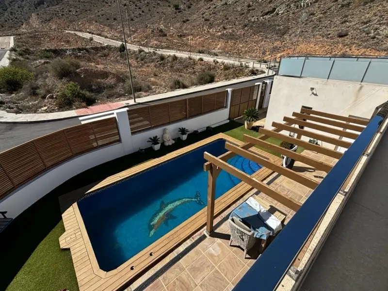 Apartamento en venta Cox Espa
A 3 dormitorios 3 ba
