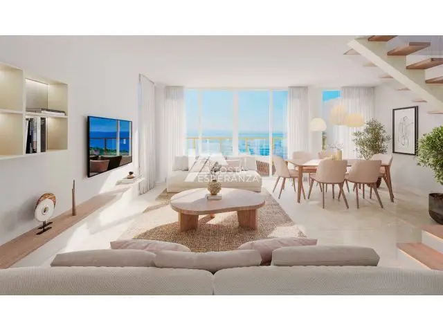 Atico Duplex en Calpe con Vistas al Mar y Reforma Incluida