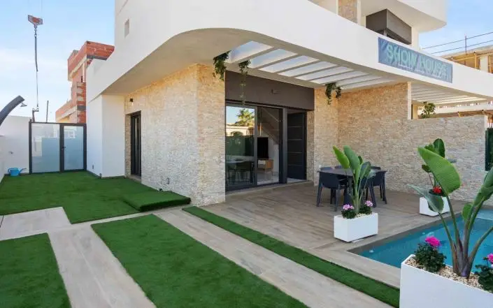 Villa 3 Dormitorios en Venta La Herrada Los Montesinos