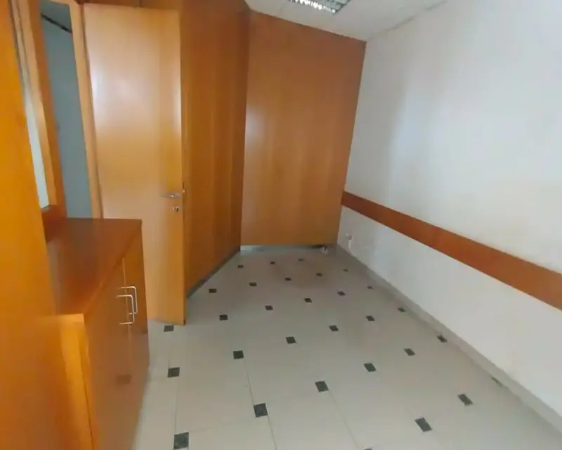 Local en Tarragona 86m2 Calle Veintiuno