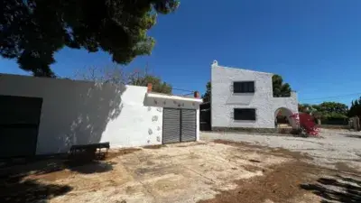 Chalet en venta cerca de San Vicente
