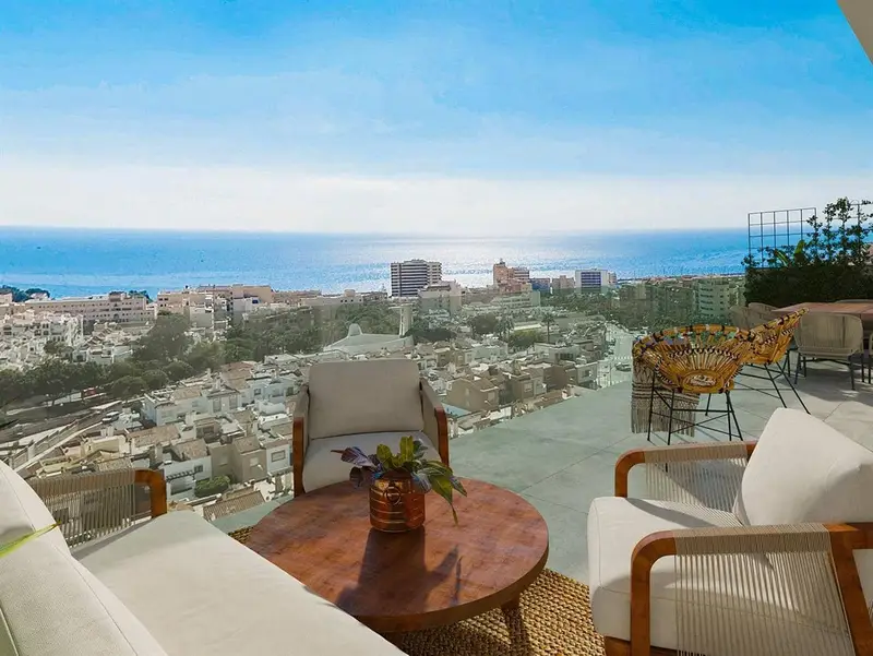 Ático de Lujo en Aguadulce con Vistas al Mar