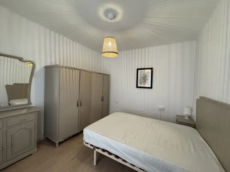 Apartamento en Artà Mallorca: Diseño Moderno, Patio Privado