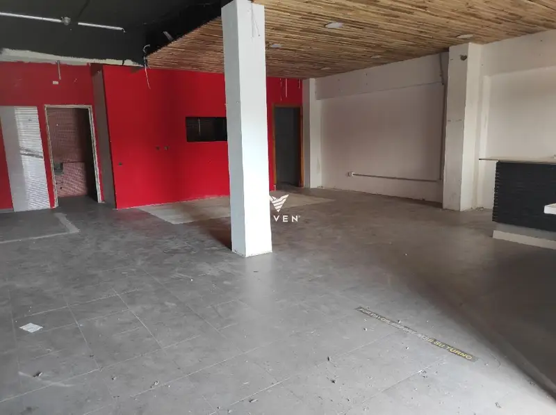 Venta Local Comercial Mas Milà Olivella 94m2