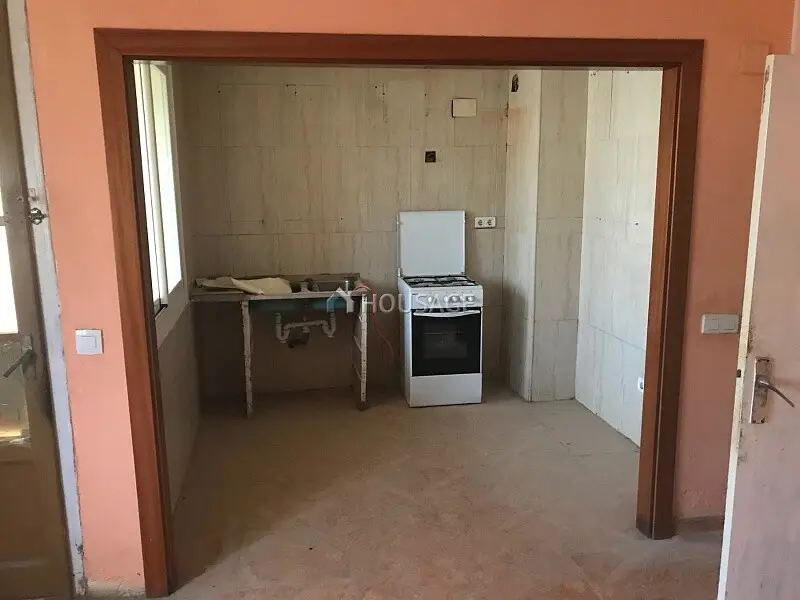 Piso en venta Flix Tarragona 73m2 3 habitaciones