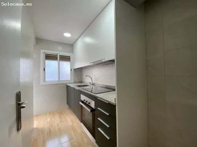 Edificio 10 entidades en venta Barcelona alta rentabilidad