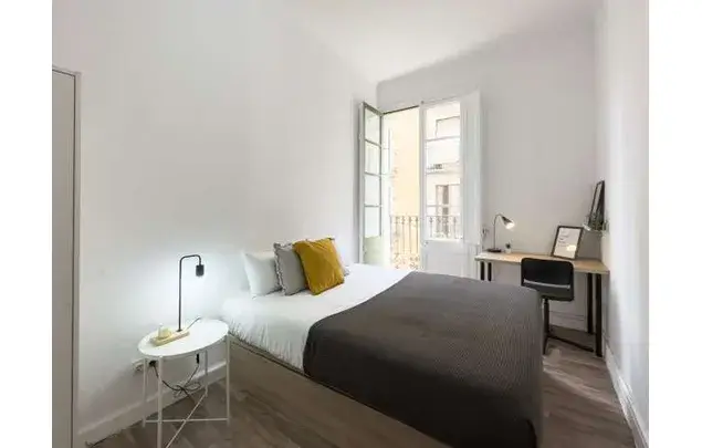 Alquiler Habitacion 100m2 Barcelona