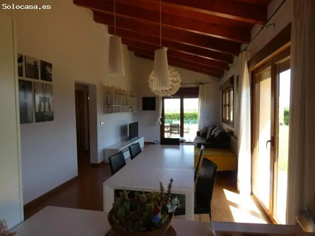Casa moderna con parcela en Villaviciosa, cerca de la playa
