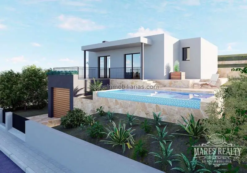 Villa en venta Lloret de Mar - Casa llave en mano con parcela