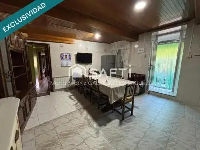 Casa Rústica con Viñedo en Arbo Pontevedra