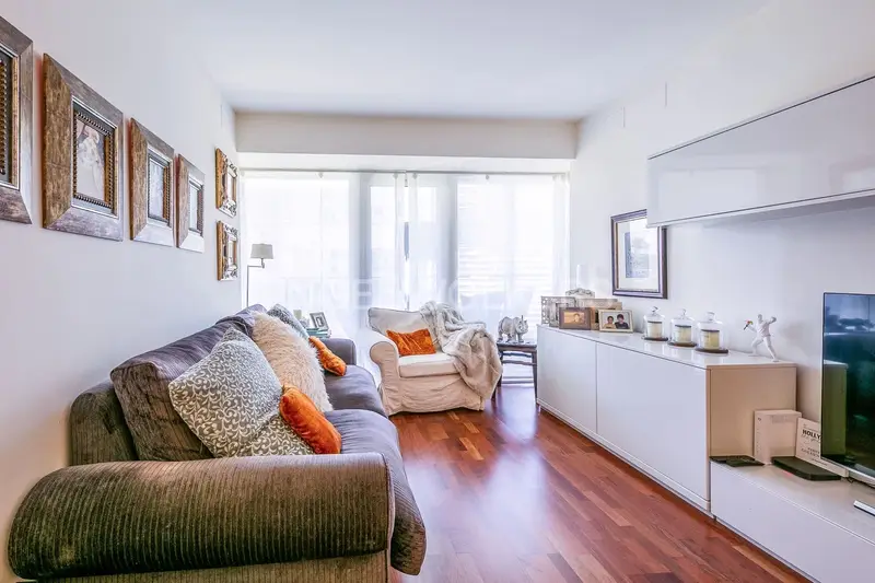 Apartamento en Alquiler en Diagonal Mar Barcelona Cerca de la Playa