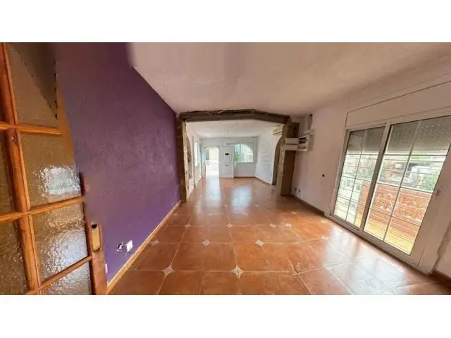 Espaciosa Casa en Venta en La Bisbal del Penedès