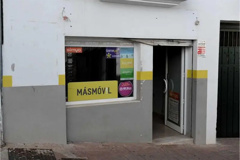 Local Comercial en Venta Periana Malaga Ideal para Negocio Pequeno