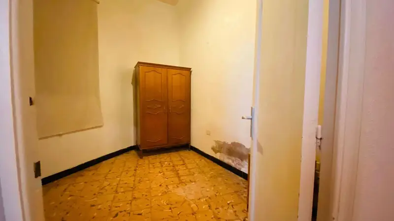 Apartamento en Vila real con 4 habitaciones y patio de luces