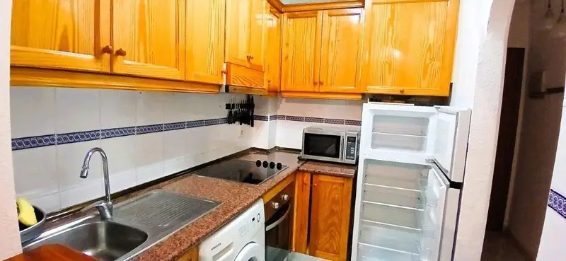 Apartamento 2 Dormitorios Torrevieja Piscina Comunitaria