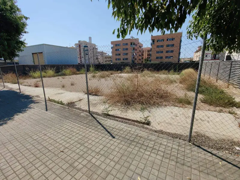 Local Comercial en Venta en Calafell Tarragona