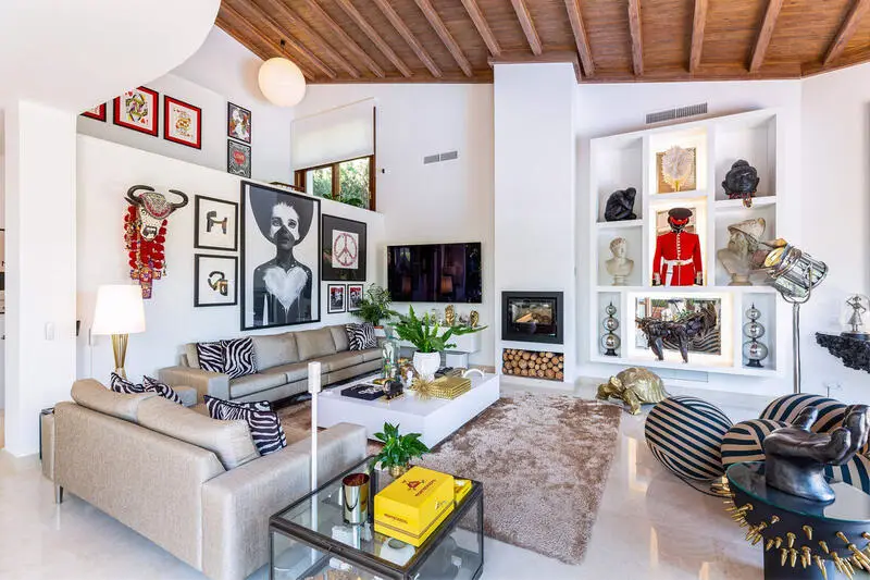 Villa La Colina en Benahavis: Lujo y Diseño Exclusivo