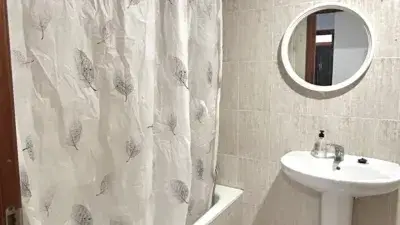 Piso en venta en Los Lirios 3 habitaciones 2 baños