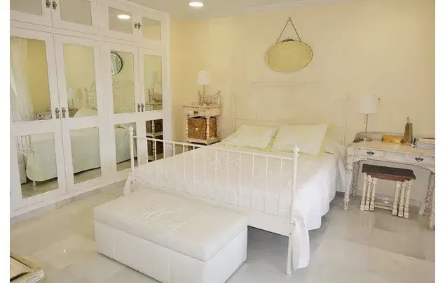 Villa en Nueva Andalucía 4 dormitorios cerca de la playa